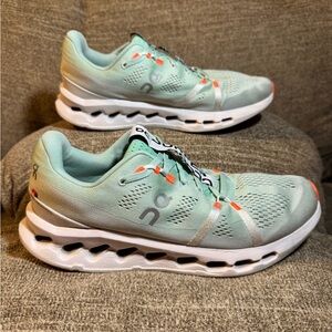 On Cloudsurfer Men’s Creek/White Running Shoes Size 10